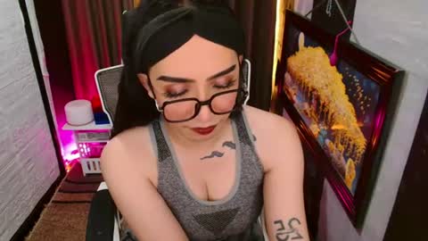 yassiered online show from July 30, 9:38 am