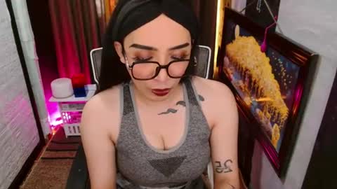 yassiered online show from July 31, 2:29 am