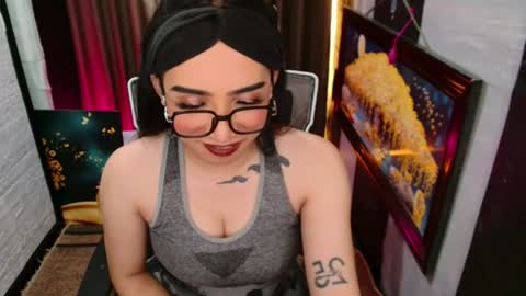 yassiered online show from August 10, 2:57 am