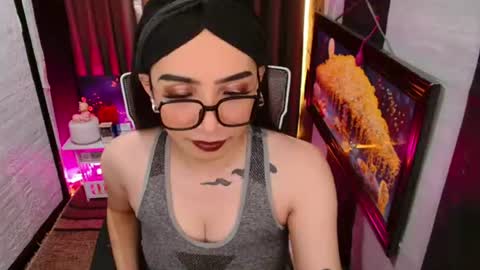 yassiered online show from August 11, 2:57 am