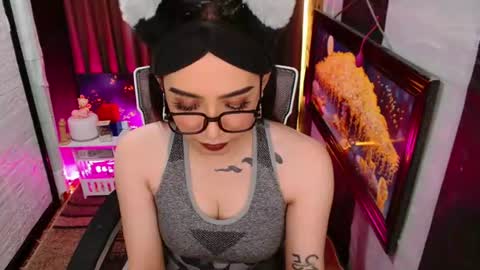 yassiered online show from August 13, 3:20 am
