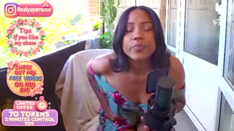 YAYA  online show from August 8, 10:48 am