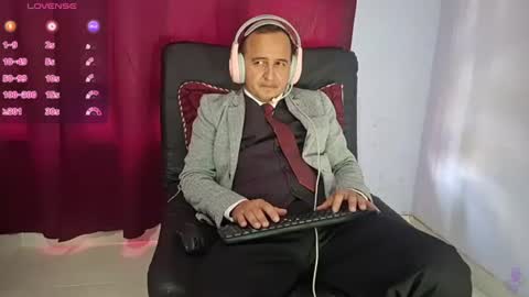 Hazzan online show from August 12, 4:31 pm