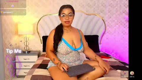  YazminJenner  online show from June 5, 9:58 am