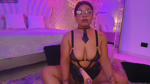  YazminJenner  online show from June 17, 5:06 am