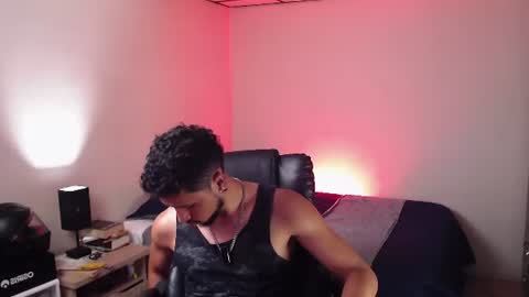 yeff online show from August 5, 12:08 am