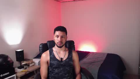 yeff online show from August 5, 1:14 am