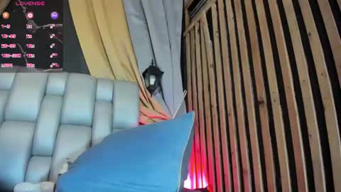 Yeidonn online show from August 14, 9:24 am
