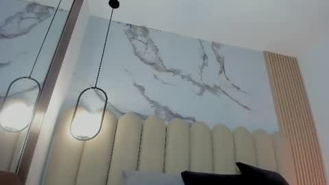 yennifer_01 online show from August 6, 7:46 pm