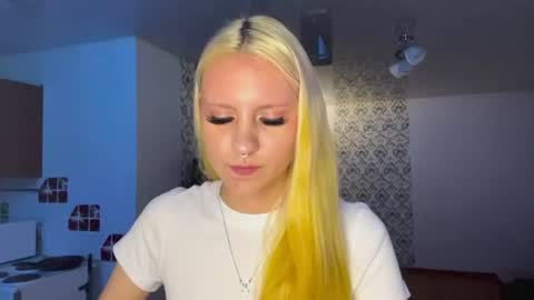 Lana online show from July 30, 6:47 pm