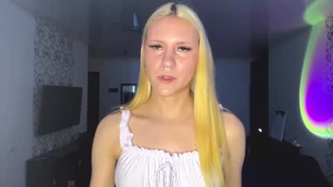 Lana online show from August 8, 7:36 pm