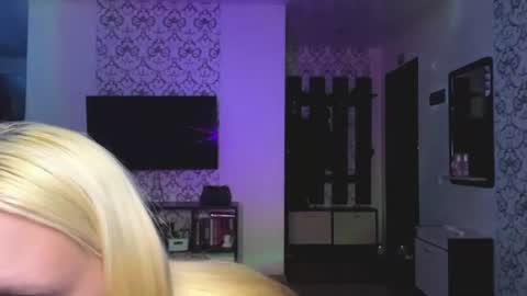 Lana online show from August 9, 8:54 pm