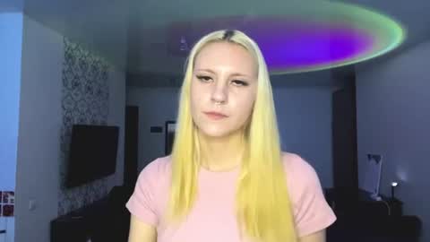 Lana online show from August 14, 5:16 pm