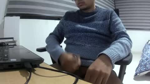 yesidxxx123_ online show from July 9, 3:44 am