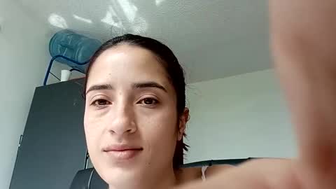 Yesika online show from June 10, 2:35 pm