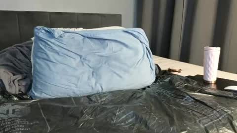 Yesmeralda online show from July 5, 12:13 am
