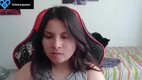 yessica_gomez01 online show from July 13, 9:20 pm