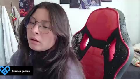 yessica_gomez01 online show from August 12, 10:01 pm