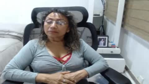 jessy online show from August 9, 12:55 am