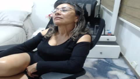 jessy online show from August 12, 2:14 am