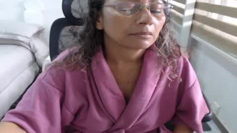 jessy online show from August 14, 7:17 pm