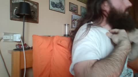 yeti_92 online show from March 27, 2:21 pm