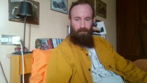 yeti_92 online show from April 10, 12:21 pm