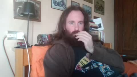 yeti_92 online show from April 21, 12:22 pm