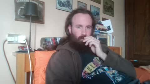 yeti_92 online show from April 21, 1:32 pm