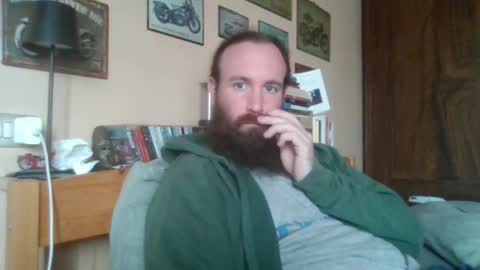 yeti_92 online show from April 28, 12:27 pm