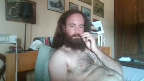 yeti_92 online show from August 8, 9:31 am