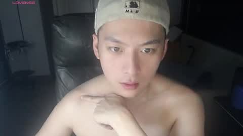yichen009 online show from July 23, 12:40 pm