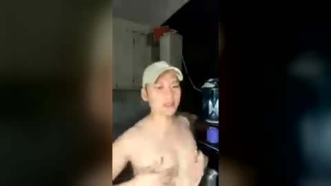 yichen009 online show from July 23, 1:46 pm