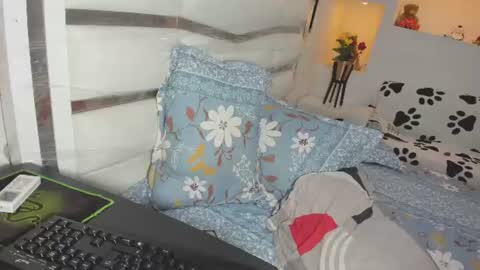 YINAROSS online show from July 31, 10:59 pm