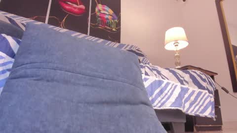 Yiovanna online show from July 29, 5:09 pm