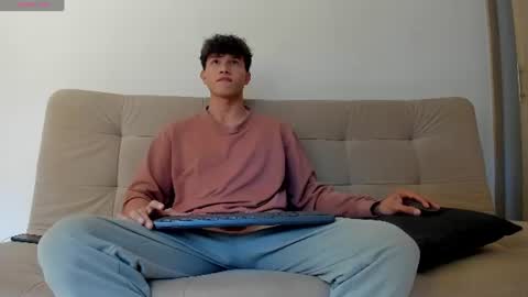 yizus_bonz online show from July 18, 9:27 pm