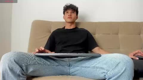 yizus_bonz online show from July 20, 11:41 pm