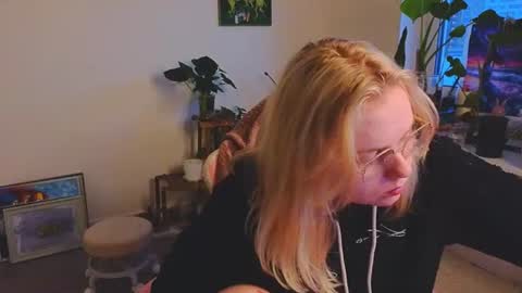 ykwhynot1x online show from August 17, 1:54 am