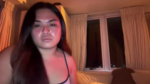 yllana love online show from March 16, 12:20 pm