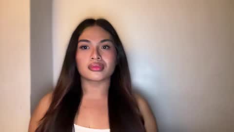 yllana love online show from June 11, 3:13 am