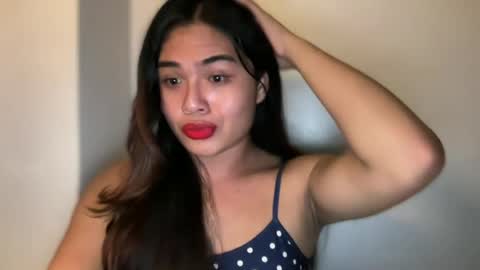 yllana love online show from June 27, 12:25 am