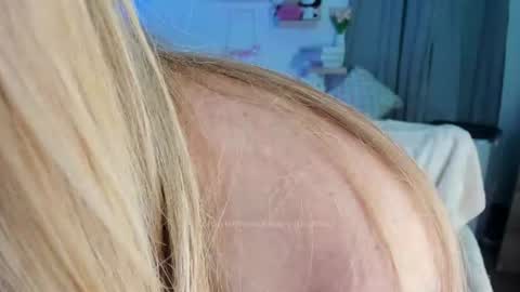 lucy online show from July 19, 4:58 am