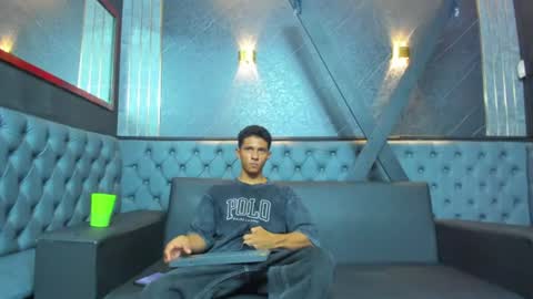 Yoel online show from August 7, 11:43 am