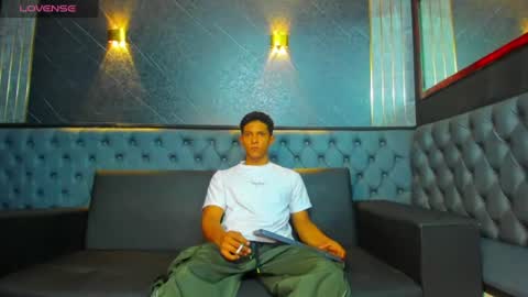 Yoel online show from August 8, 11:43 am