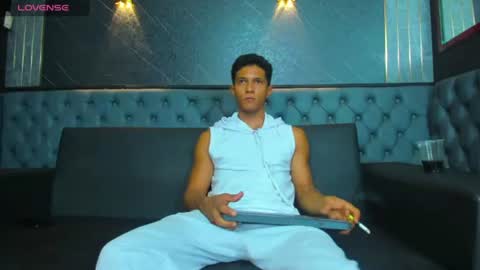 Yoel online show from August 9, 11:44 am