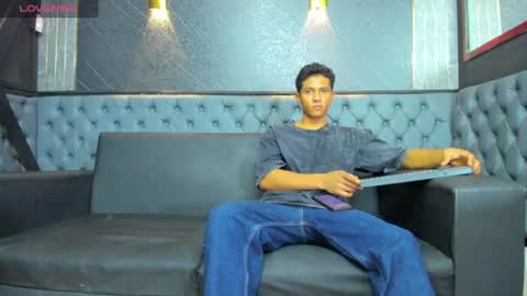 Yoel online show from August 15, 11:47 am