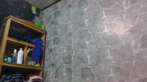 yolandrina05 online show from June 16, 2:54 am