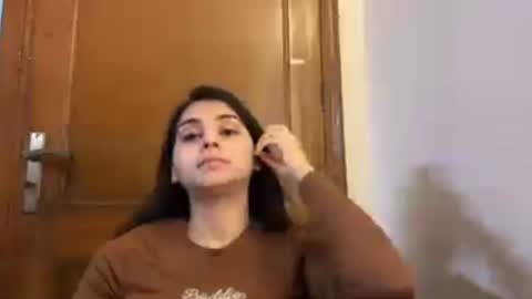 yolondakaltz online show from August 6, 12:48 pm