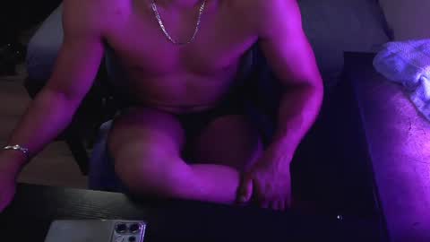yoloyo93 online show from July 31, 7:08 pm