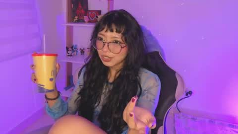 yommi winx online show from August 4, 4:31 am